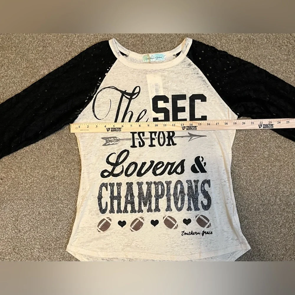 Southern Grace SEC is for Lovers & Champions Graphic Raglan Tee size M - Picture 9 of 15